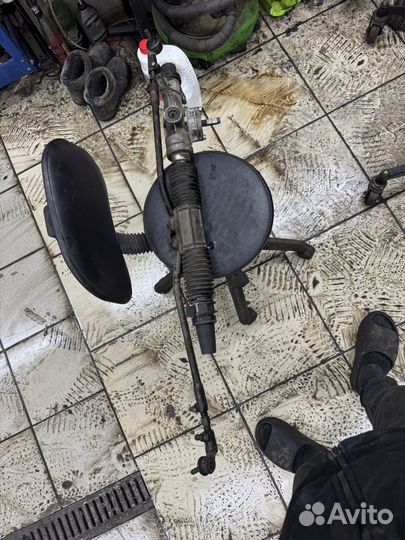 Рулевая рейка на гранту-дацун
