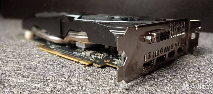 Видеокарта asus RX 580