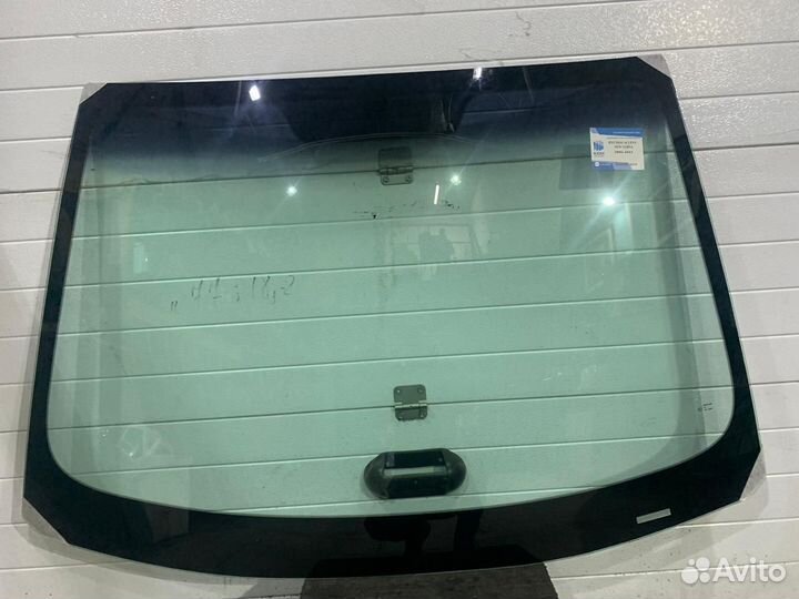 Лобовое стекло на Хендай Акцент