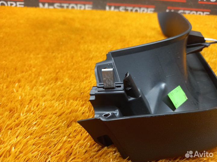 Обшивка двери багажника левая Volkswagen Tiguan 5N