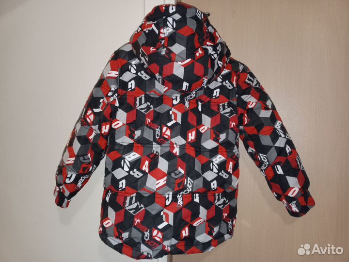 Куртка демисезонная на рост 114, пр-во Франция