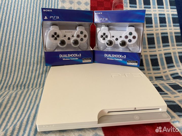 Sony PS3 Slim White 500Gb + 134 игры и 2 джойстика