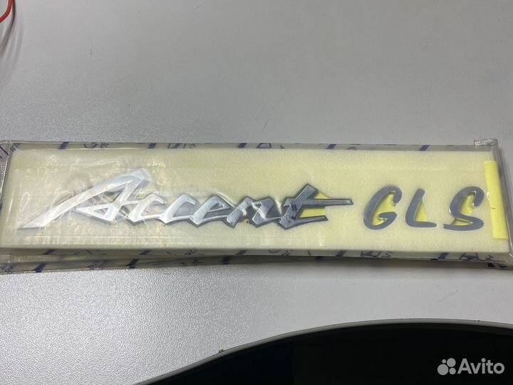 Эмблема Accent GLS