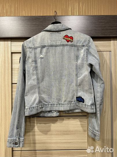 Джинсовая куртка