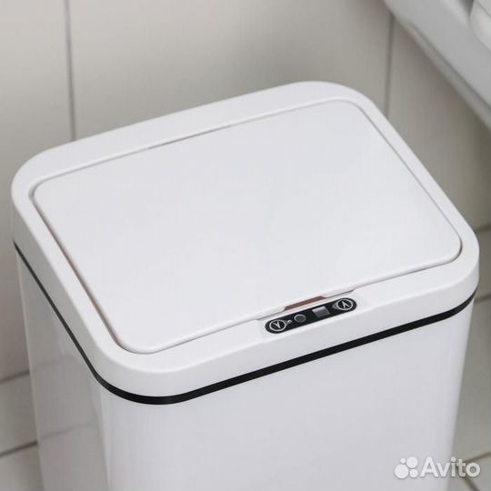 Сенсорное мусорное ведро 12 литров