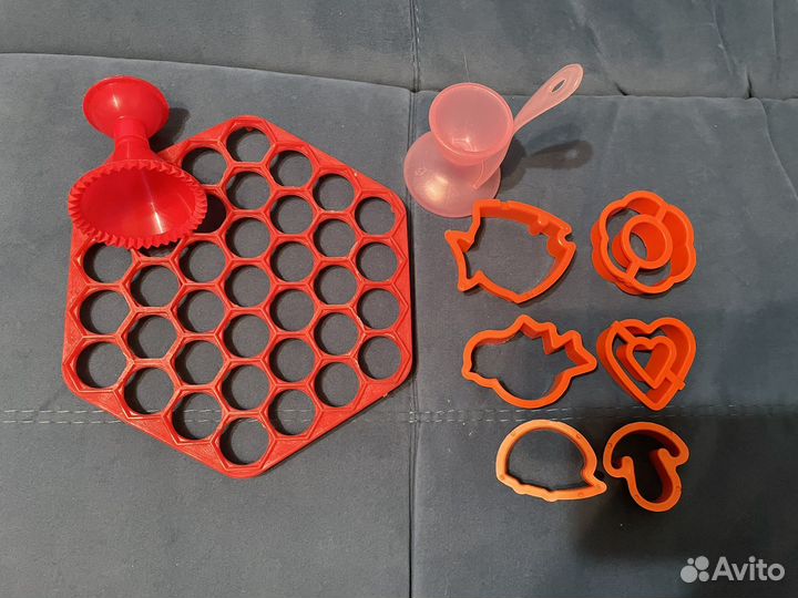 Посуда и приспособления кухонные