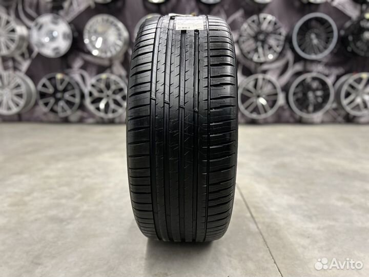 Michelin Pilot Sport 4 235/45 R21 101Y