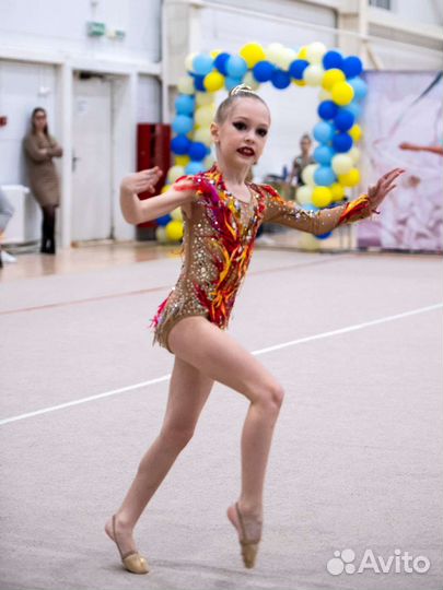 Купальник для художественной гимнастики