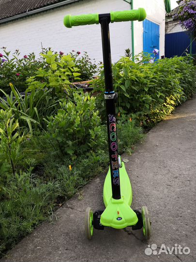 Самокат детский трехколесный