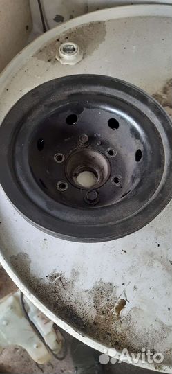 Шкив коленвала Dodge Caravan 3.0 96-2000