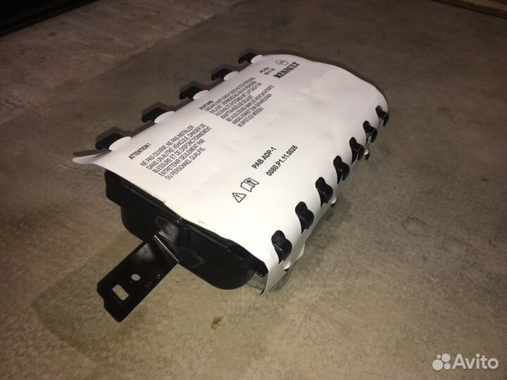 Подушка безопасности пассажира Renault Kaptur