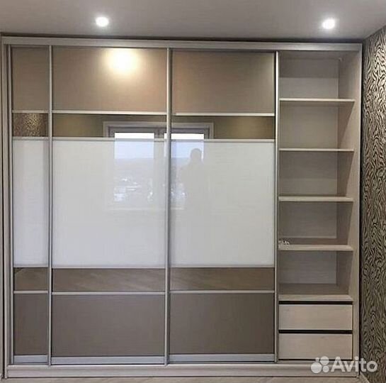 Шкаф распашной