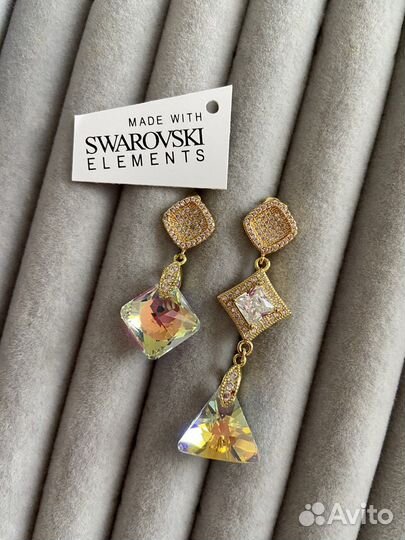 Серьги с кристалами swarovski