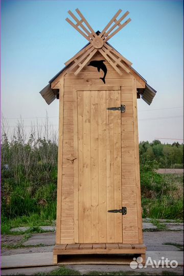Уличный туалет деревянный SHP796