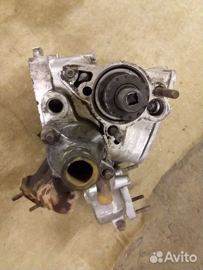 Головка двигателя