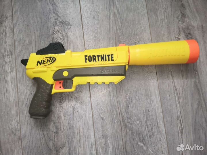 Бластер nerf
