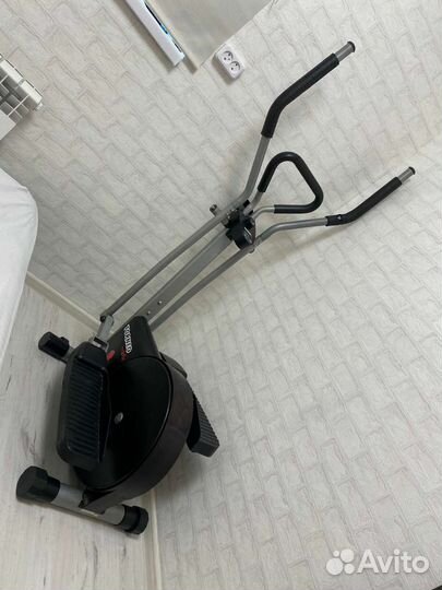 Эллиптический тренажер torneo