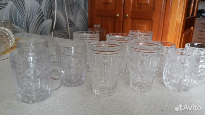Хрусталь шесть стаканов, шесть кружек