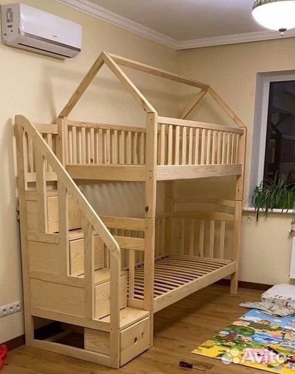 Детская кровать новая