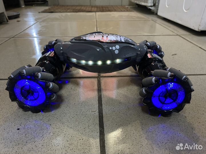 Машинка перевертыш управления жестами