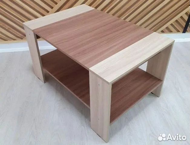 Журнальный столик