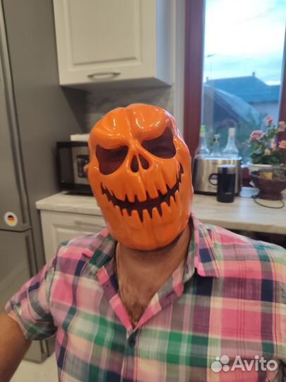 Маска на хэллоуин