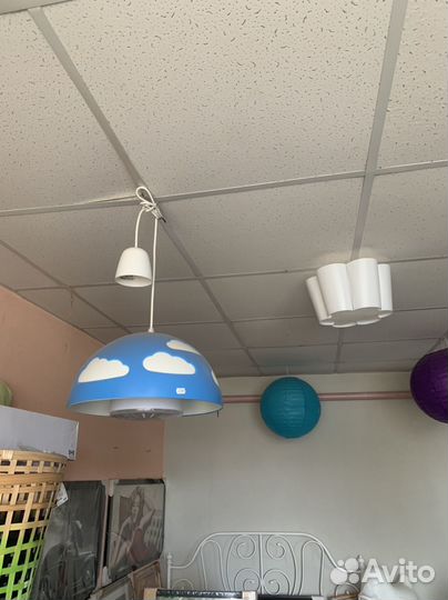 Фломастеры, мелки, игрушки, детские тарелки икеа