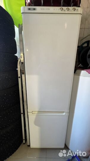 Холодильник zanussi