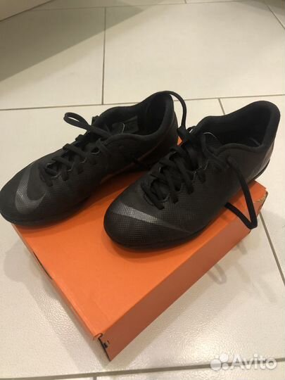 Футбольные бутсы nike vapor