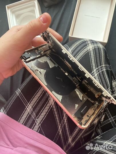 Телефон iPhone 8 plus