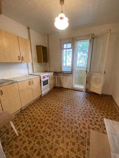 2-к. квартира, 53 м², 2/5 эт.