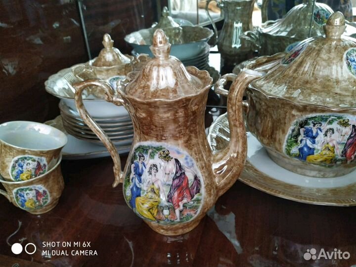 Сервиз столовый и чайный