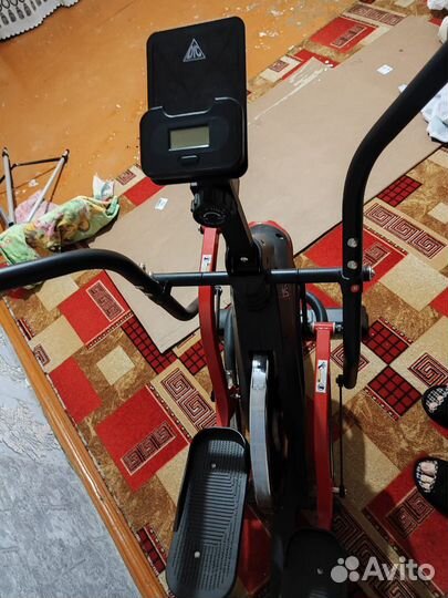 Эллиптический тренажер