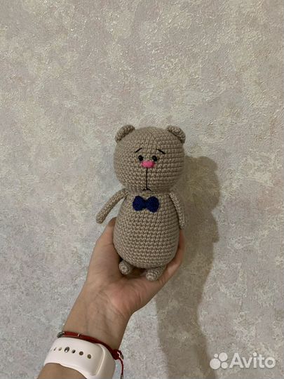 Вязаная игрушка кот