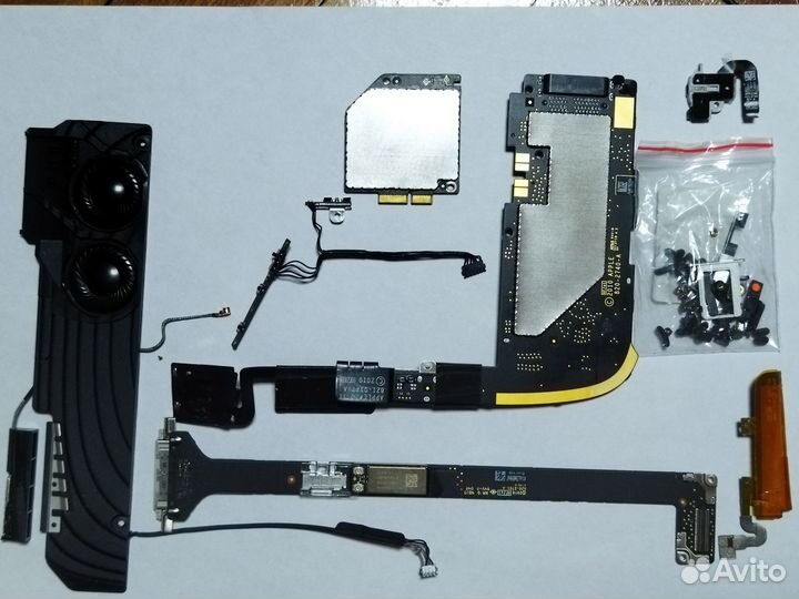 Запчасти для планшетов iPad 1 и asus TF101