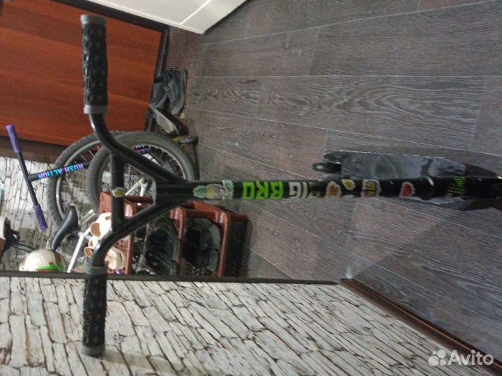 Трюковой самокат кастом