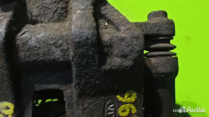 Суппорт передний правый для Kia Rio II 2005 - 2011