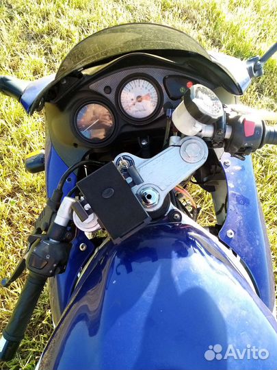 Suzuki sv400s