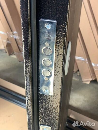 Дверь входная 7см сити лиственница бьянка