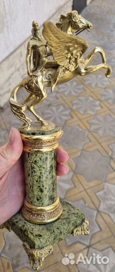 Бронзовая статуэтка