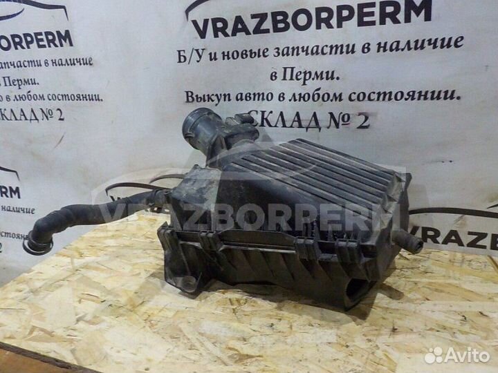 Корпус воздушного фильтра Skoda Octavia A4 BFQ