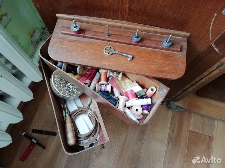 Швейная машина altenburg