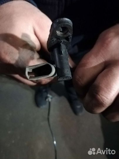 Датчик ABS передний правый и левый Ford Transit