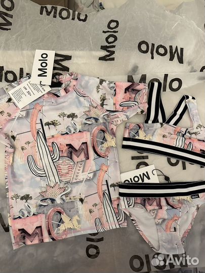 Купальник и рашгард Molo 98-104 новое