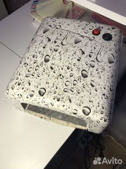 Лампа для ногтей