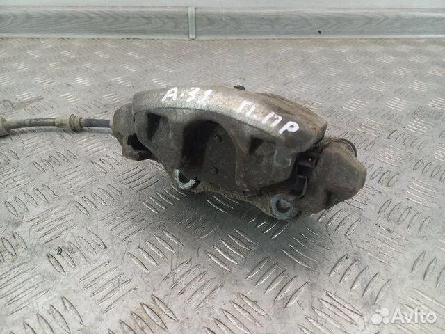 Суппорт передний правый Volkswagen Polo 5 1.6 CFN