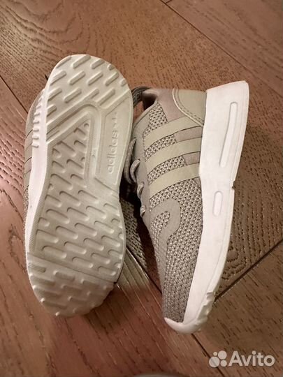 Кроссовки детские adidas, 24