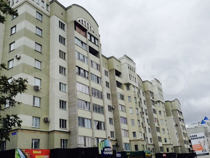 1-к. квартира, 42 м², 9/9 эт.
