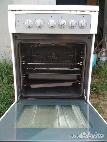 Электро плита с духовкой бу