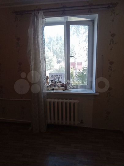 Комната 14 м² в 3-к., 1/2 эт.